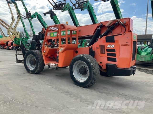 JLG 10054 Chariot télescopique