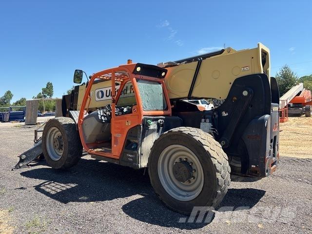 JLG 1055 Chariot télescopique