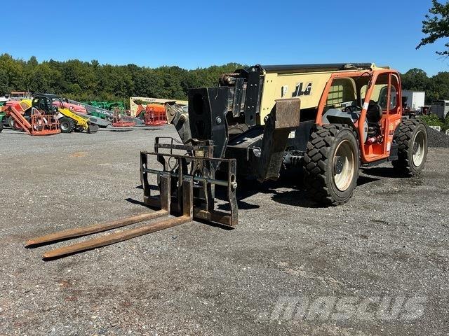 JLG 1055 Chariot télescopique