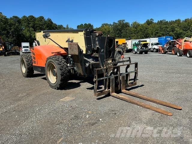 JLG 1055 Chariot télescopique