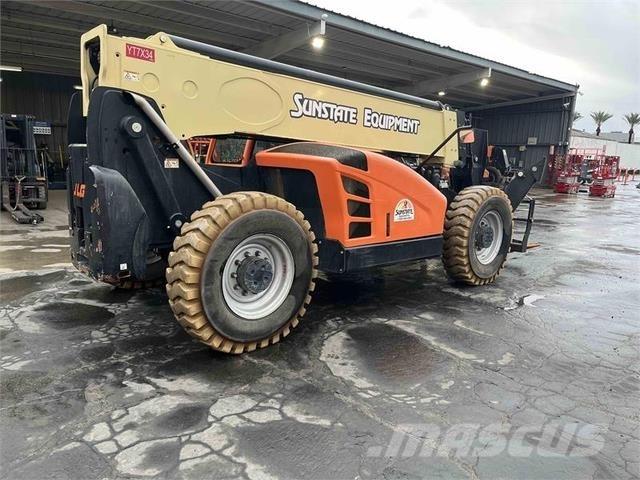JLG 1055 Chariot télescopique