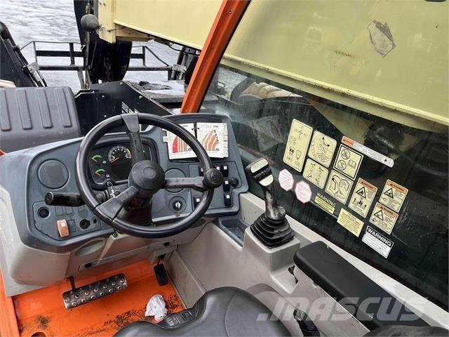 JLG 1055 Chariot télescopique