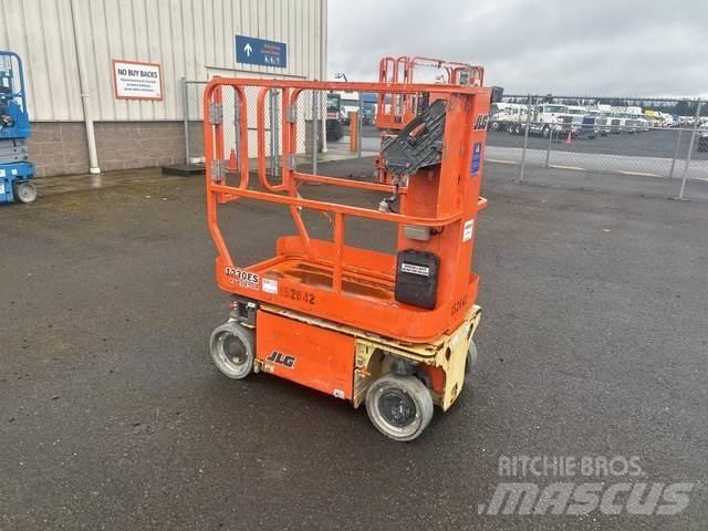 JLG 1230ES Mât vertical