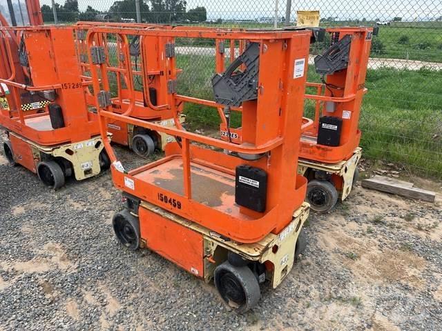 JLG 1230ES Mât vertical