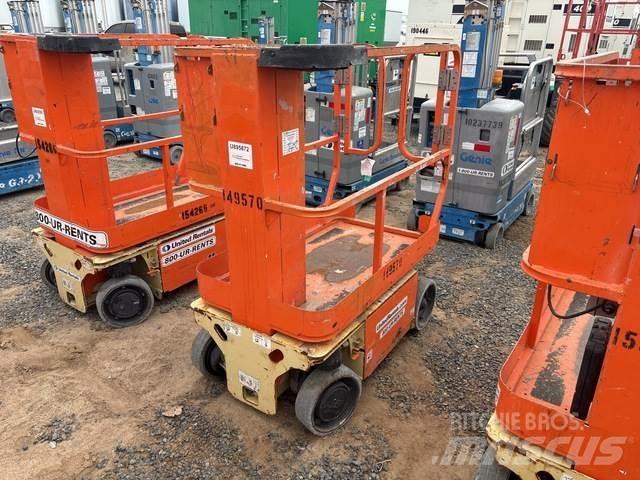 JLG 1230ES Mât vertical