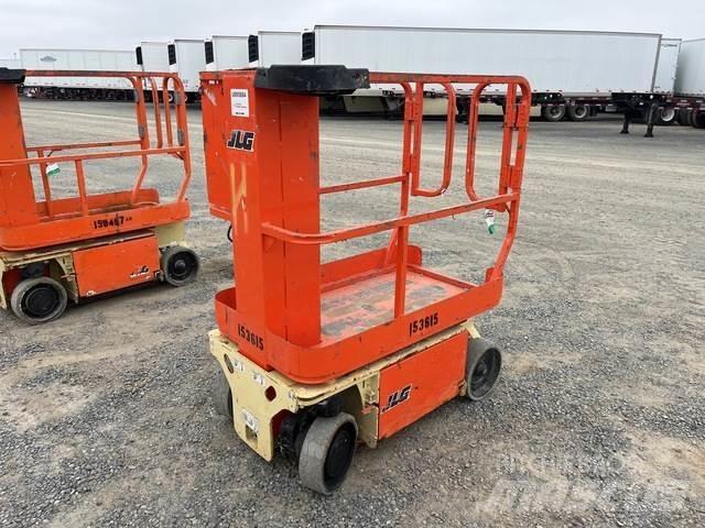 JLG 1230ES Mât vertical