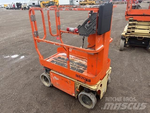 JLG 1230ES Mât vertical