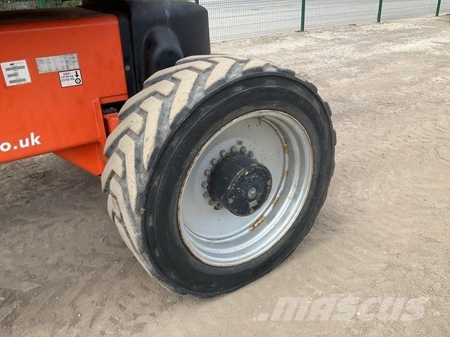 JLG 1250AJ Nacelles articulées