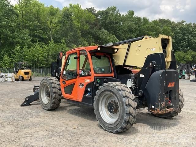 JLG 1255 Chariot télescopique