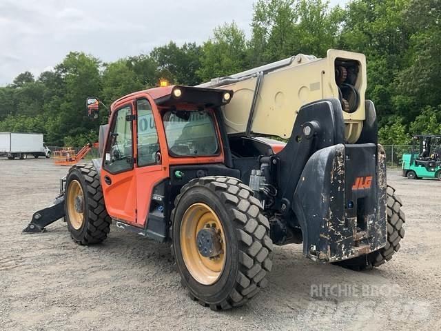 JLG 1255 Chariot télescopique