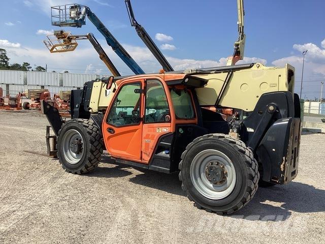 JLG 1255 Chariot télescopique