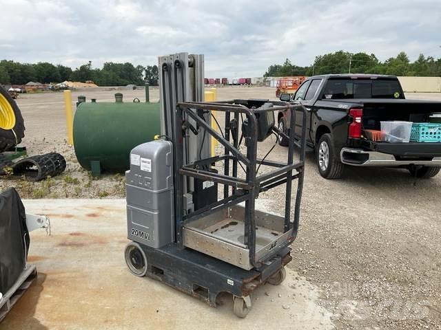 JLG 20MVL Mât vertical