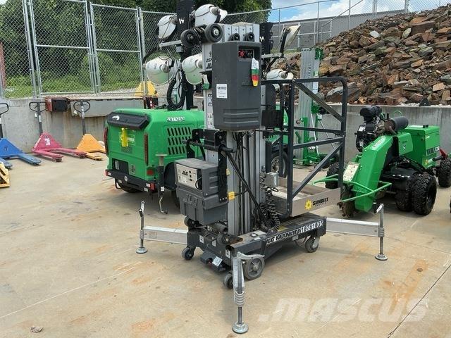 JLG 25AM Mât vertical