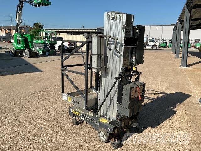 JLG 25AM Mât vertical