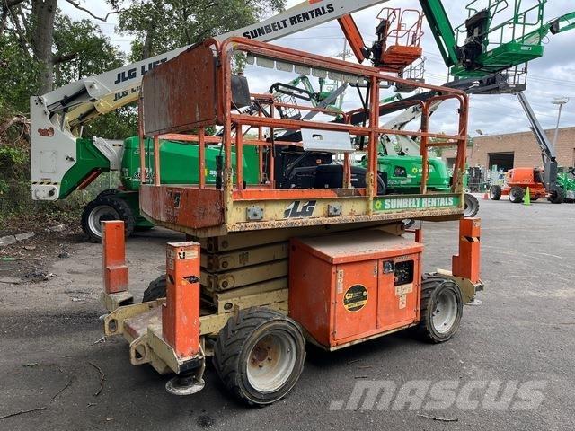 JLG 260 MRT Nacelle ciseaux