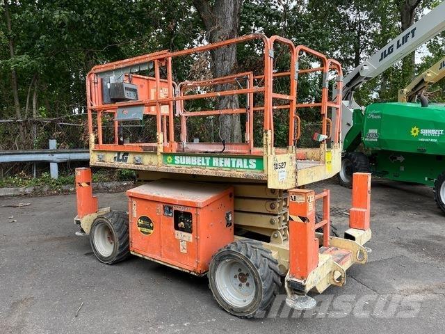 JLG 260 MRT Nacelle ciseaux