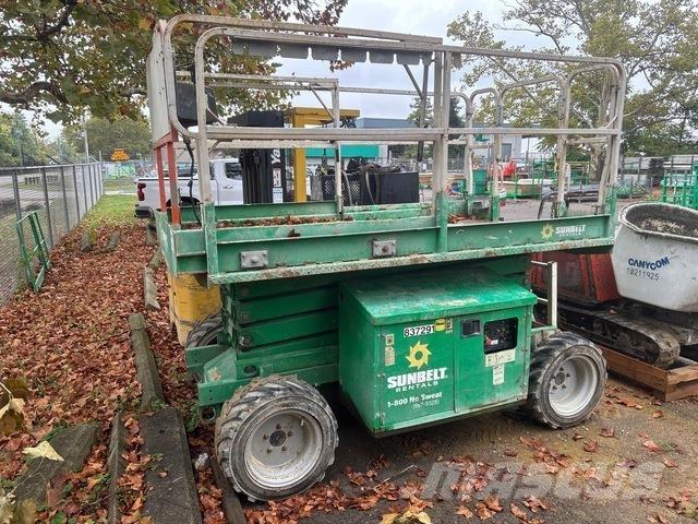 JLG 260MRT Nacelle ciseaux