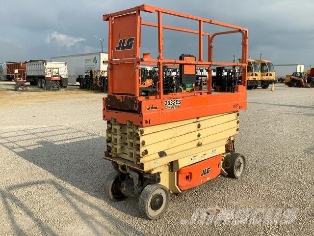 JLG 2632ES Nacelle ciseaux