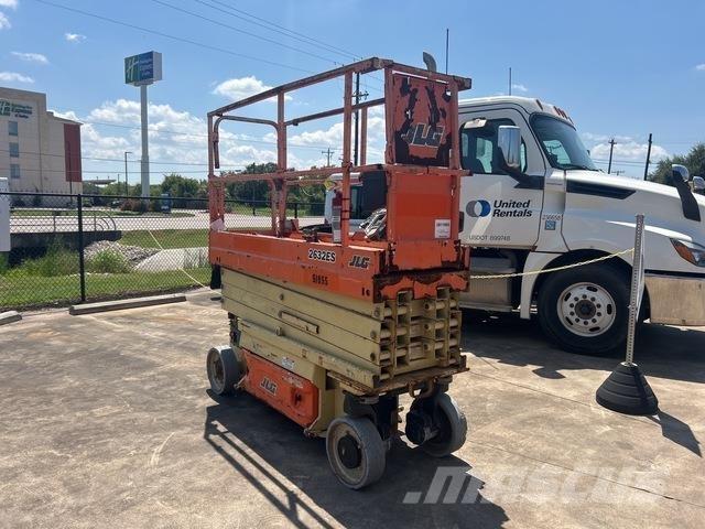 JLG 2632ES Nacelle ciseaux