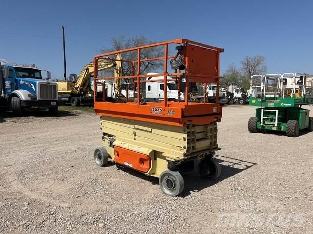 JLG 3246ES Nacelle ciseaux
