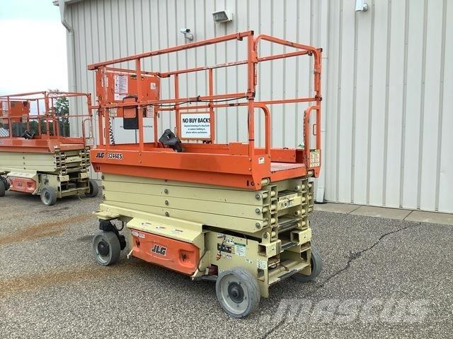 JLG 3246ES Nacelle ciseaux