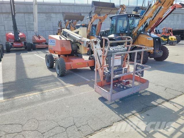JLG 340AJ Nacelles articulées
