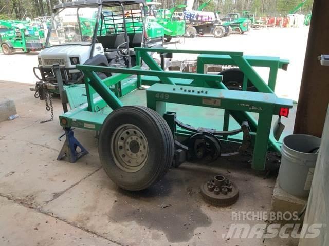 JLG 449 Remorque surbaissée