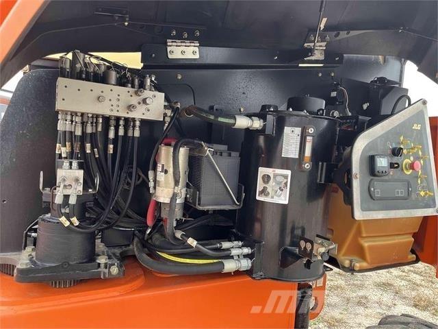 JLG 460SJ Nacelles télescopiques