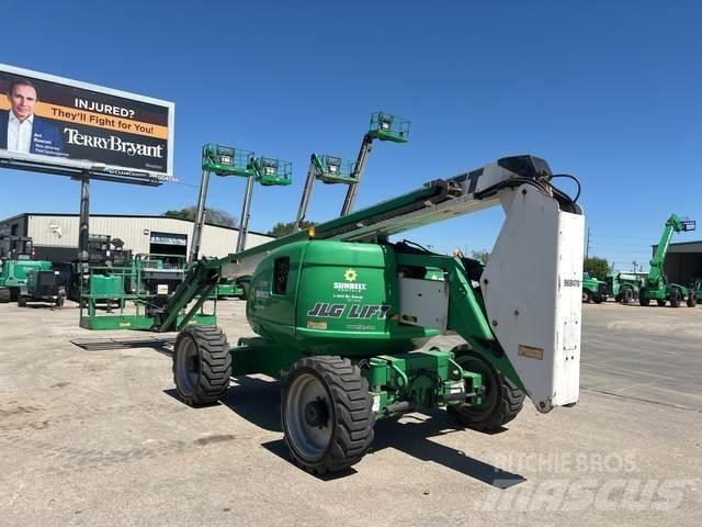 JLG 600AJ Nacelles articulées