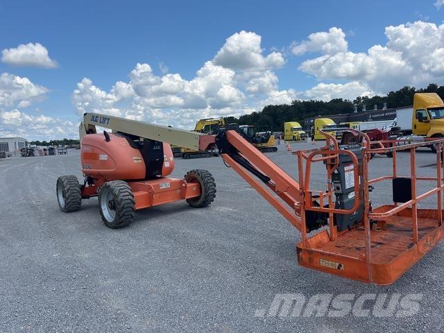 JLG 600AJ Nacelles articulées