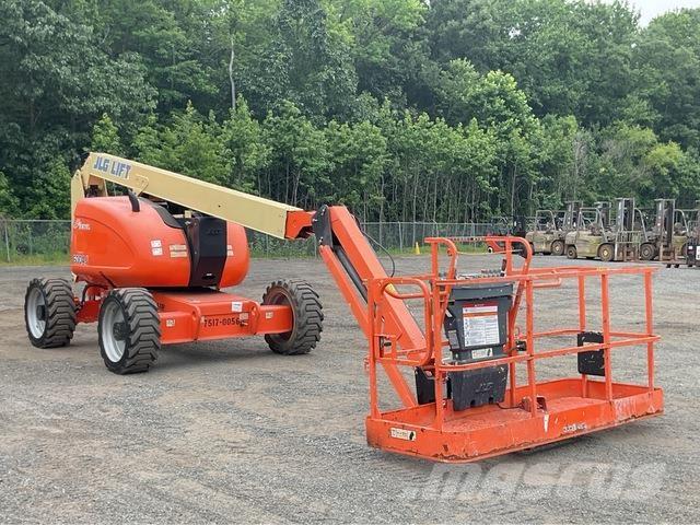 JLG 600AJ Nacelles articulées