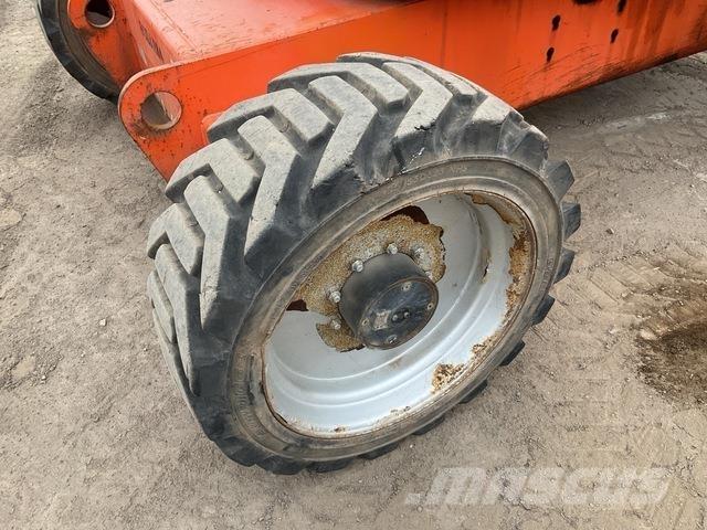 JLG 600AJ Nacelles articulées