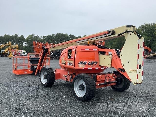 JLG 600AJ Nacelles articulées