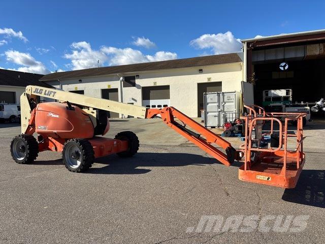 JLG 600AJ Nacelles articulées