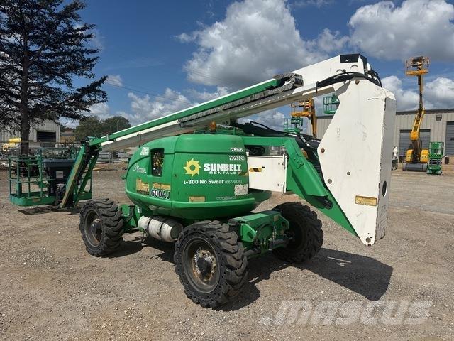 JLG 600AJN Nacelles articulées
