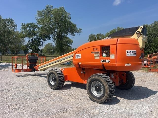 JLG 600S Nacelles télescopiques
