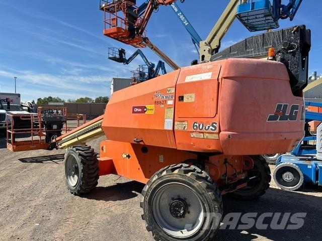 JLG 600S Nacelles télescopiques