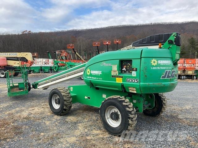 JLG 600S Nacelles télescopiques