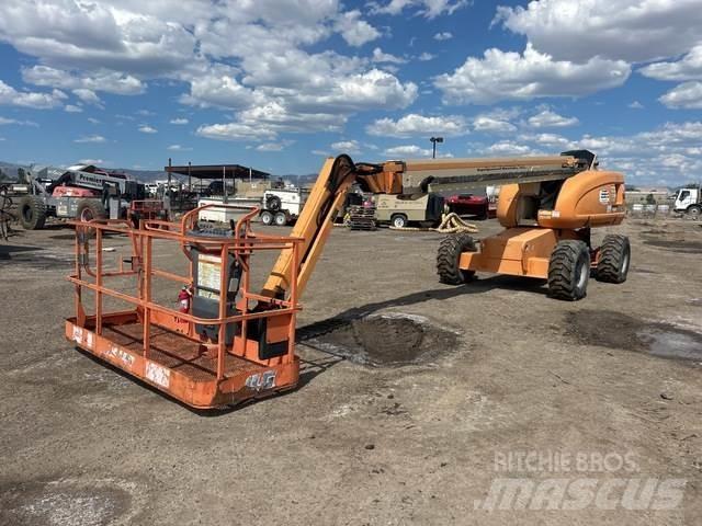 JLG 600SJ 4X4 Nacelles articulées