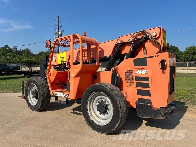 JLG 6042 Chariot télescopique