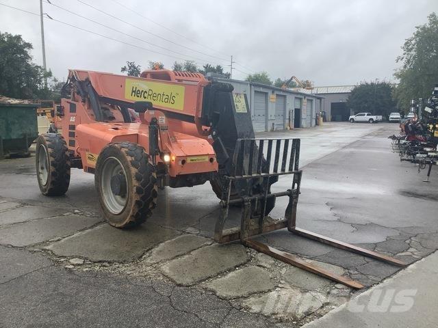 JLG 6042 Chariot télescopique