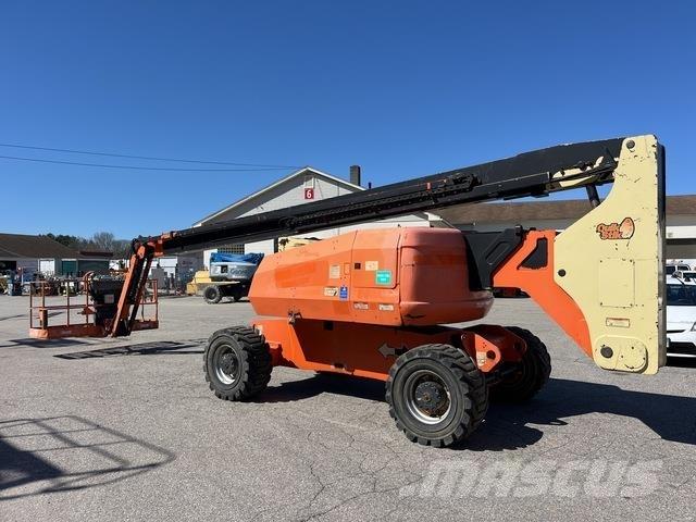 JLG 800 AJ Nacelles articulées