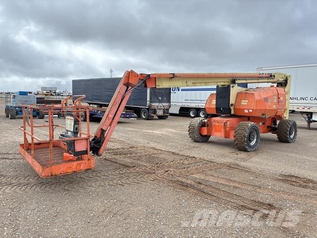 JLG 800 AJ Nacelles articulées