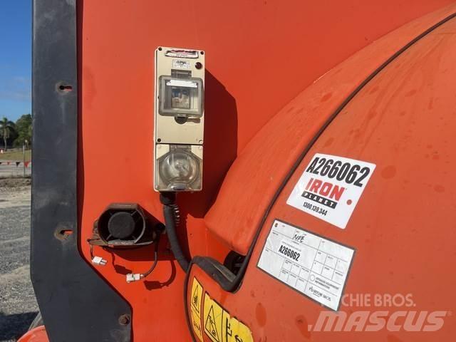 JLG 800 AJ Construction - Autres