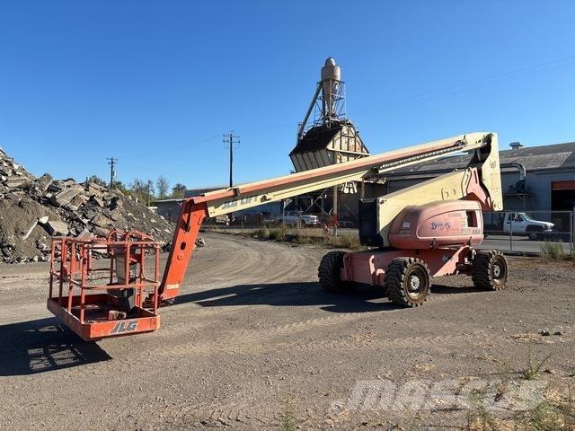 JLG 800A Nacelles articulées