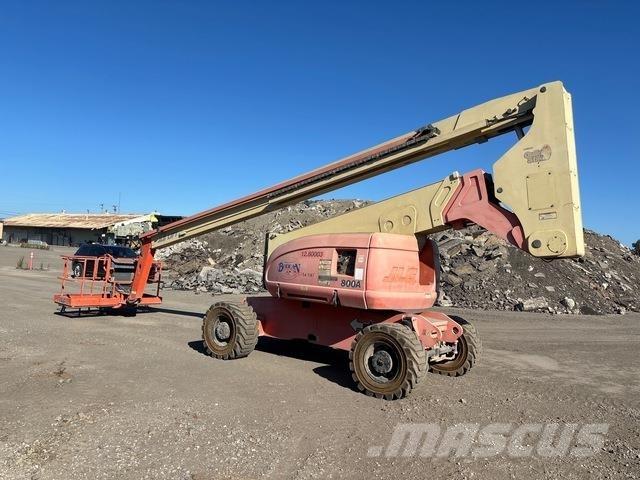 JLG 800A Nacelles articulées
