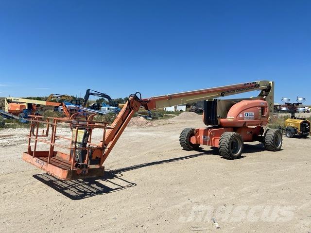 JLG 800AJ Nacelles articulées