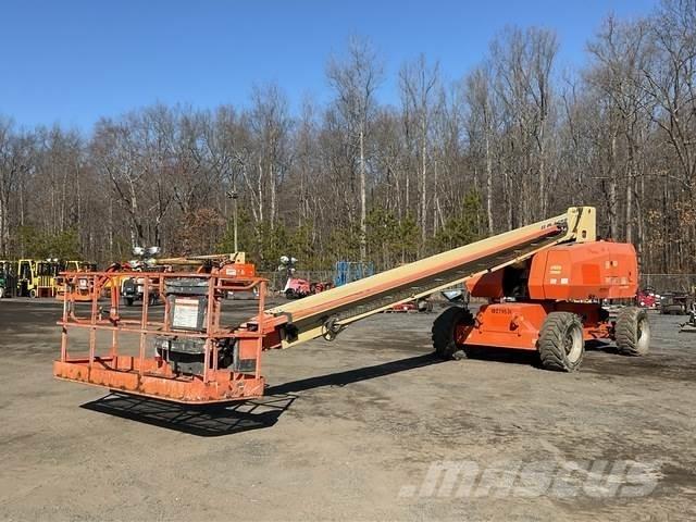JLG 800S Nacelles télescopiques
