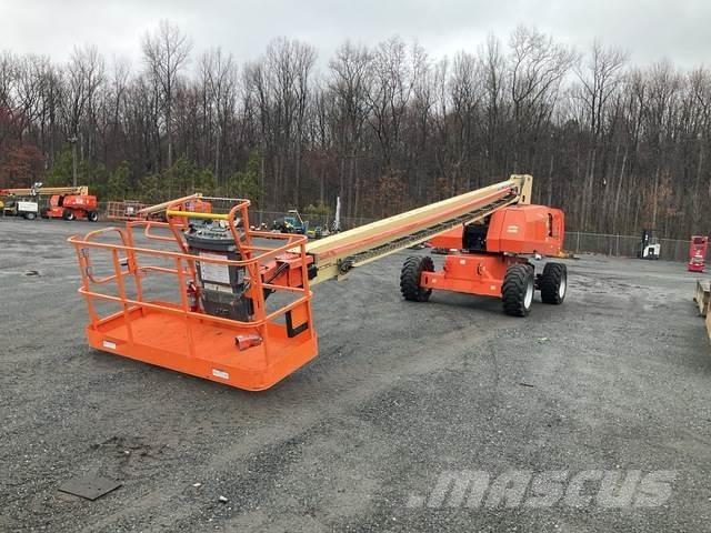 JLG 800S Nacelles télescopiques