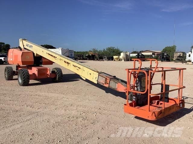 JLG 800S Nacelles télescopiques